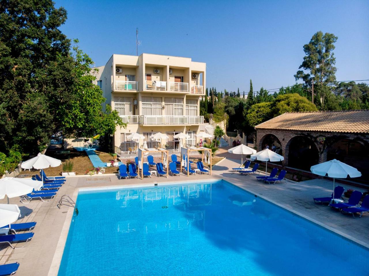 Amalia Hotel - Adults Only Dassia  Bagian luar foto